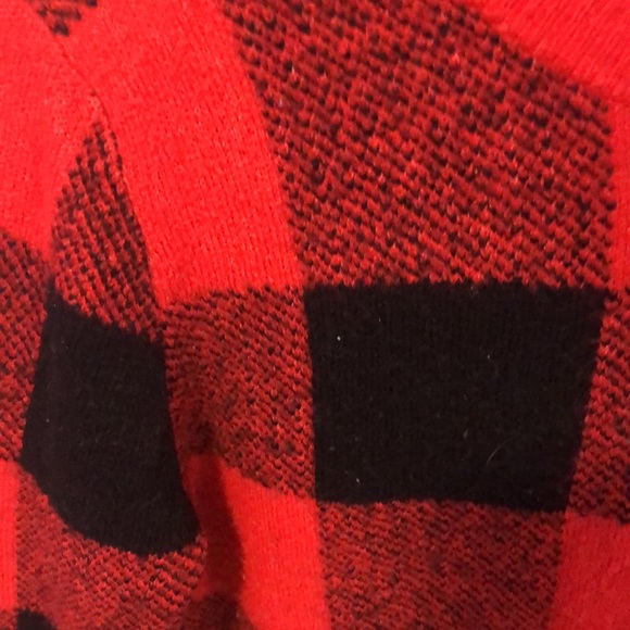 Plaid Red Sweater - Picture 6 of 6